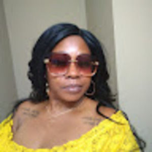 Meet your Posher, Monica